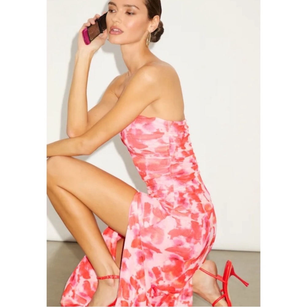 NWT Lulus Chania Elegant Strapless Pink Floral Strapless Dress Sz Medium